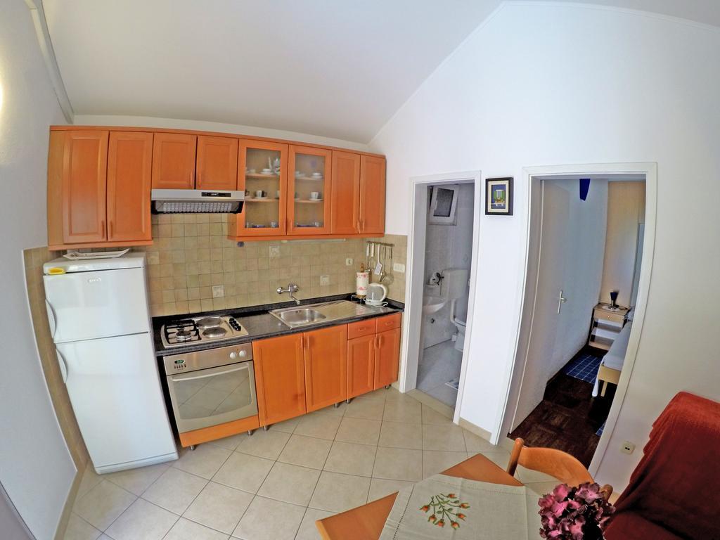 Apartments Ivic Bol Zewnętrze zdjęcie