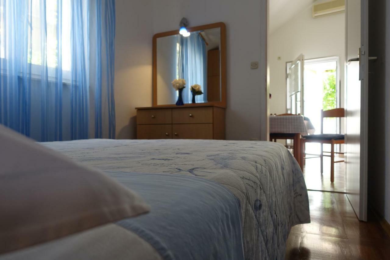 Apartments Ivic Bol Zewnętrze zdjęcie
